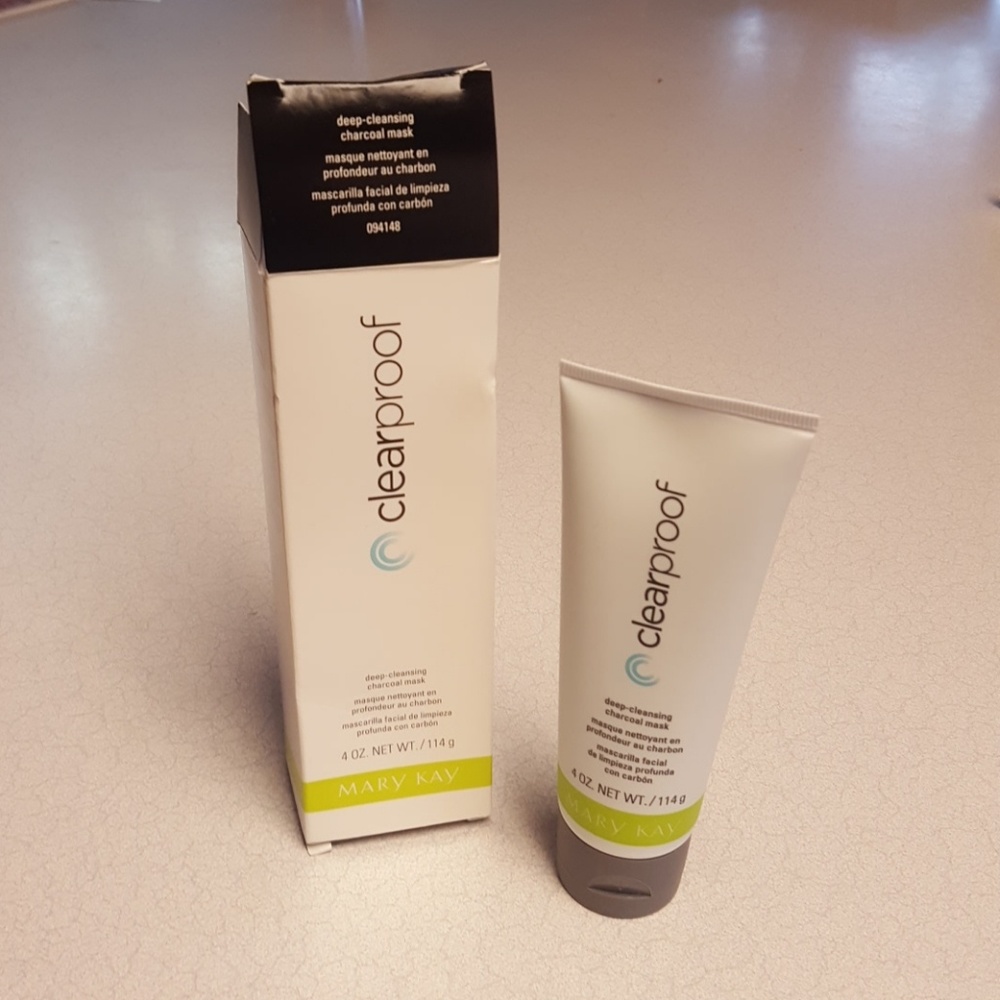 Mary Kay Clearproof deep cleansing charcoal mask